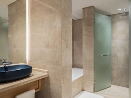 Maani Muscat Hotel & Apartments