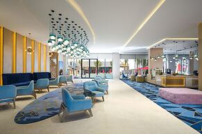 Maani Muscat Hotel & Apartments
