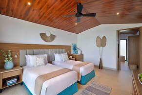 Anantara World Islands Dubai Resort