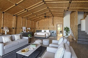 Anantara World Islands Dubai Resort