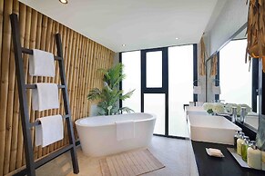 Anantara World Islands Dubai Resort