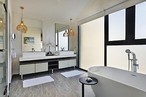 Anantara World Islands Dubai Resort