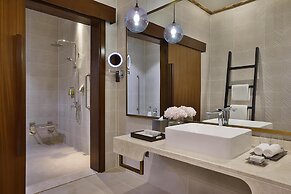 Anantara World Islands Dubai Resort