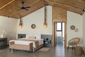 Anantara World Islands Dubai Resort