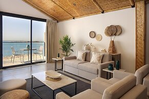 Anantara World Islands Dubai Resort