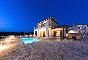 Orient Villas Traditional