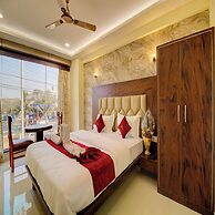 Hotel Samaira Residency