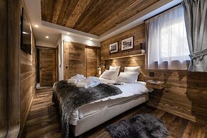 Alaska Lodge by Alpine resorts