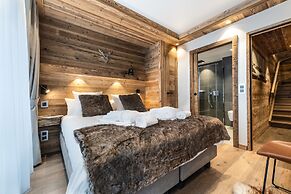 Alaska Lodge by Alpine resorts