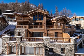 Alaska Lodge by Alpine resorts