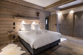 Alaska Lodge by Alpine resorts