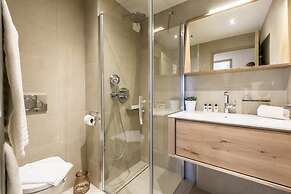Vail Lodge by Alpine Resorts