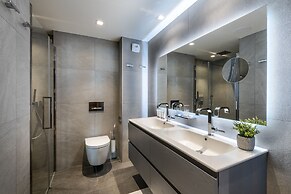Vail Lodge by Alpine Resorts