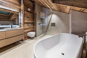 Vail Lodge by Alpine Resorts