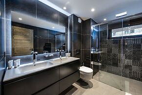 Vail Lodge by Alpine Resorts