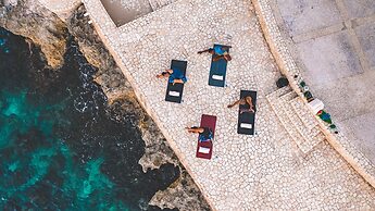 Ocean Cliff Hotel Negril Limited