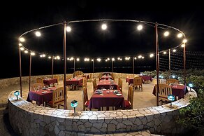Ocean Cliff Hotel Negril Limited