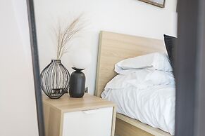 Modern Pet Friendly Apartment by MSS