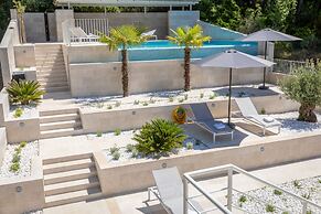 Villa MT Brela