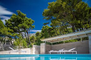 Villa MT Brela