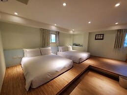 Stay a moment inn