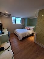 Stay a moment inn