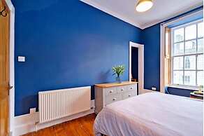 City Centre - 1 Bed - Sleeps 2 - Pet Friendly