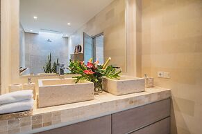 Villa Mia by Villa Finder