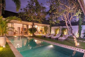 Villa Mia by Villa Finder