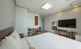 Daecheon Mud Beach Hotel
