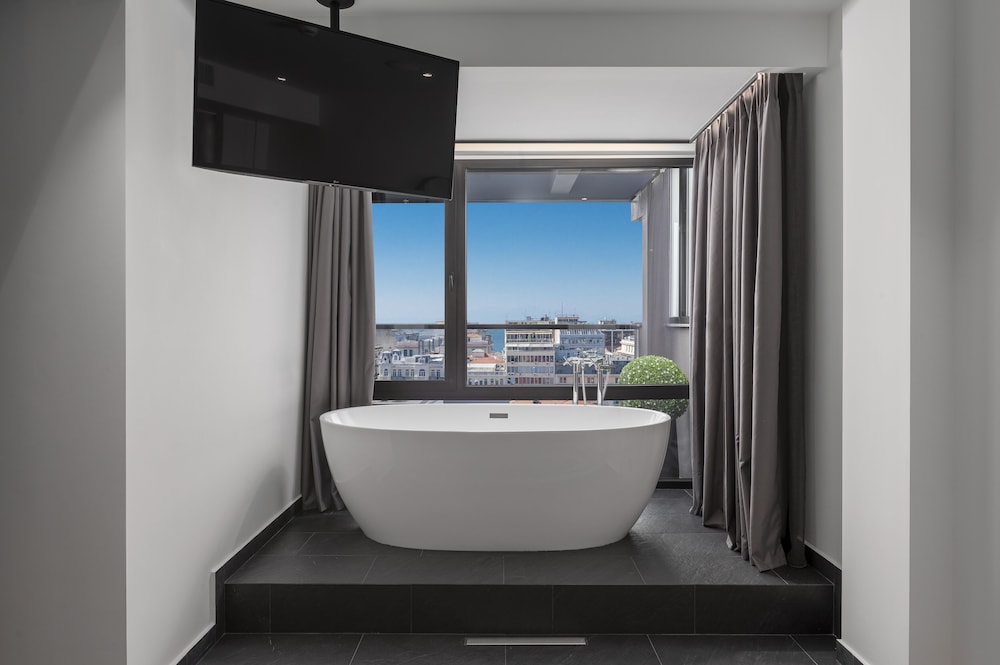 No 15 Ermou Hotel