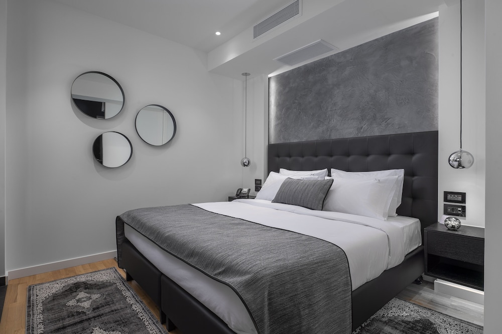 No 15 Ermou Hotel