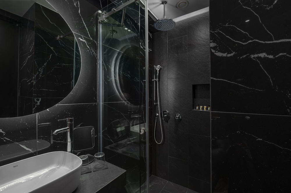 No 15 Ermou Hotel