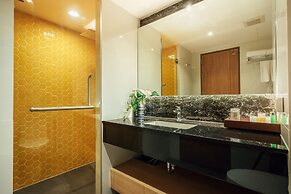 Montana Hotel & Residence