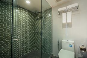Montana Hotel & Residence