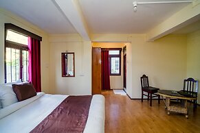 Magpie Mall Road Residency - Mg Marg