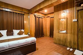 Magpie Mall Road Residency - Mg Marg