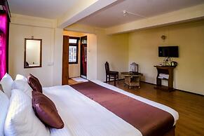 Magpie Mall Road Residency - Mg Marg