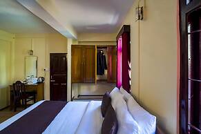Magpie Mall Road Residency - Mg Marg