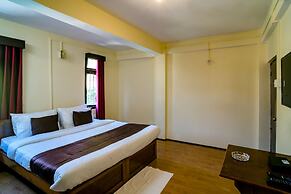 Magpie Mall Road Residency - Mg Marg