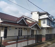 Guest House F18 Cendrawasih