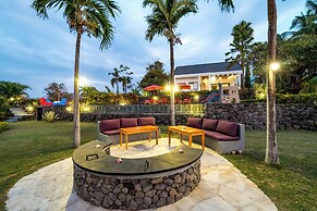 Villa Bloom by Villa Finder