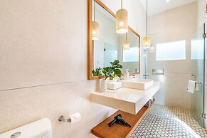 Villa Lapis by Villa Finder