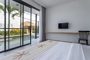 Villa Lapis by Villa Finder