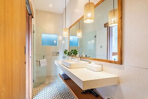 Villa Lapis by Villa Finder