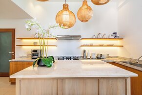 Villa Lapis by Villa Finder