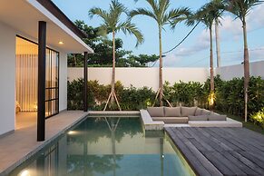 Villa Lapis by Villa Finder