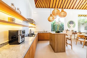 Villa Lapis by Villa Finder