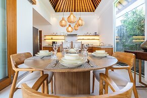 Villa Lapis by Villa Finder