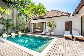 Villa Lapis by Villa Finder